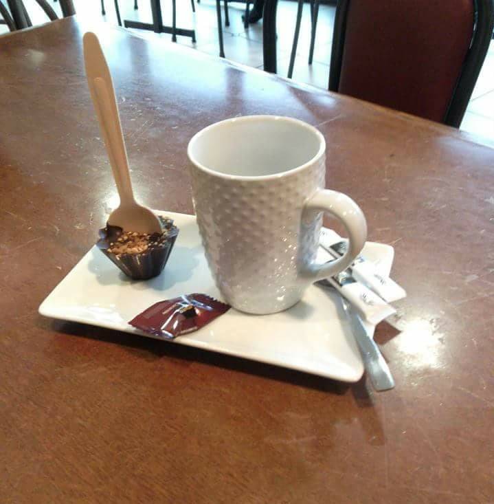 café